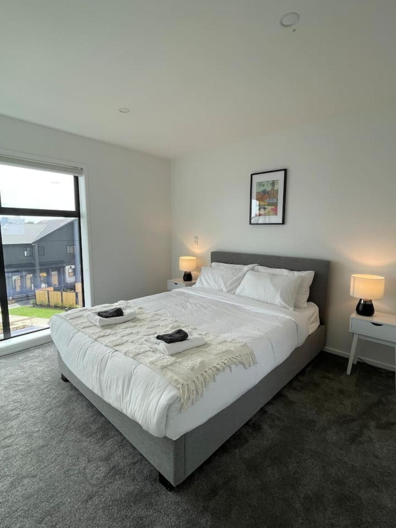 Apartment Cbd 4 - 2 Bed 2 Bath *