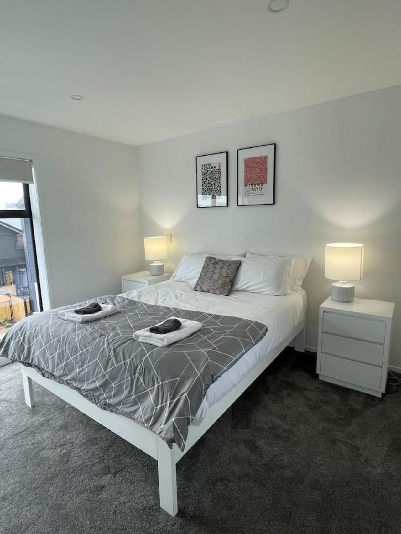 Cbd 5 - 2 Bed 2 Bath Apartment Christchurch