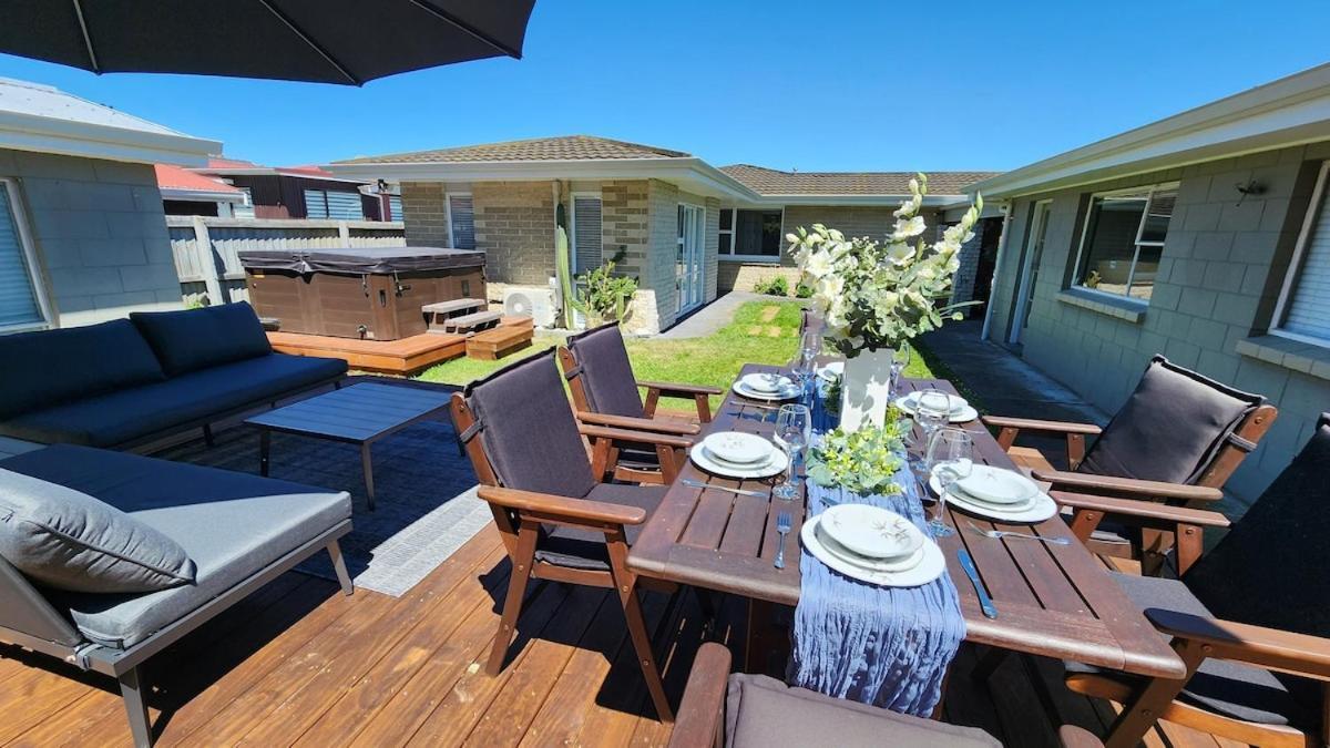 Holiday home Spacious 5bdr 2ba 2lr Sleepout Family