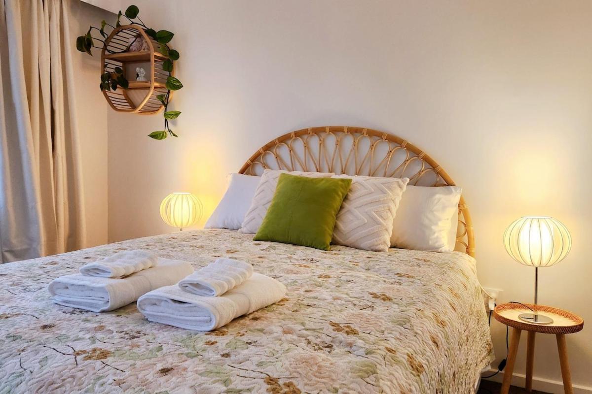 Spacious 5bdr 2ba 2lr Sleepout Family Holiday home