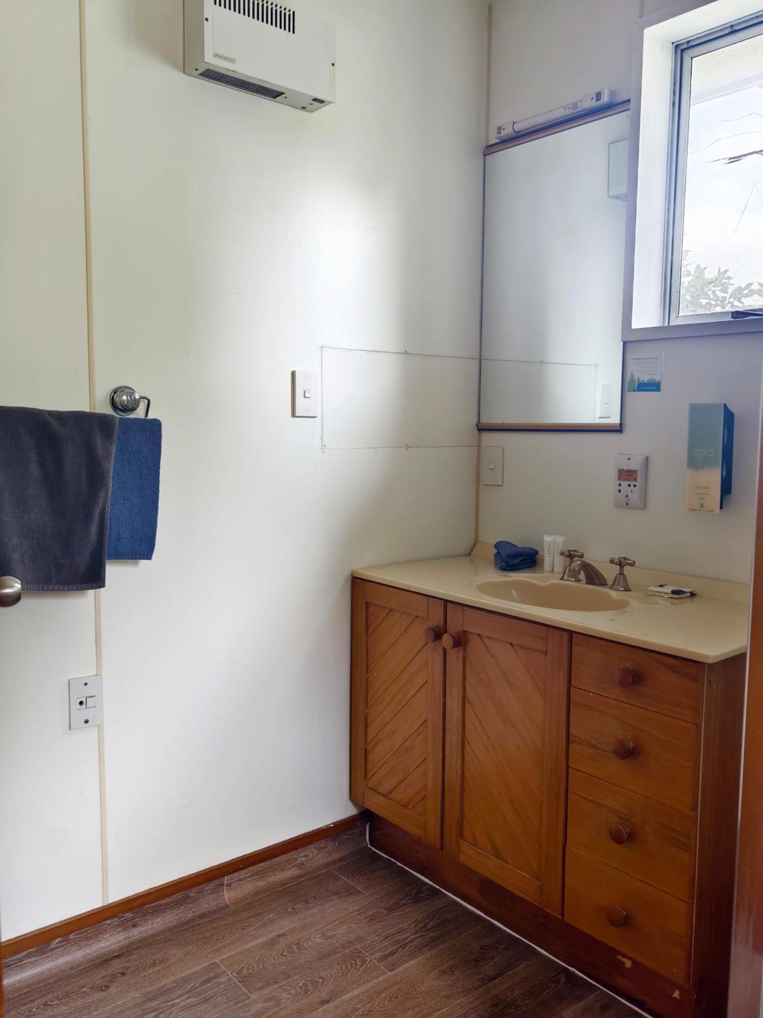 Ferry Motel 3*