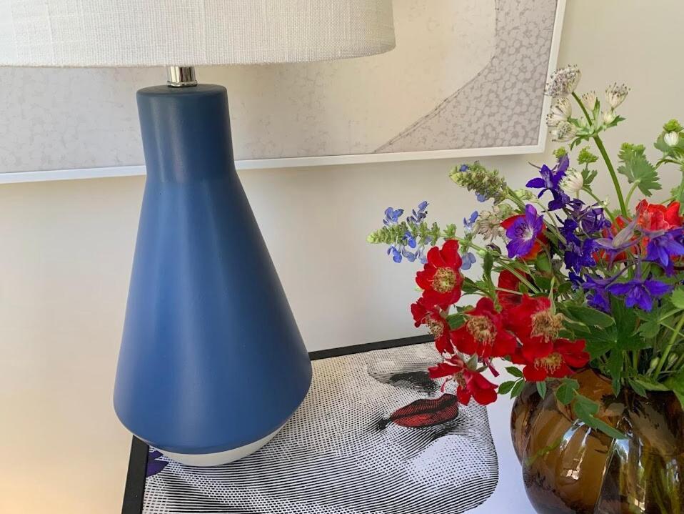 Villa Casterton Cottage, Paradise Garden With & Pool Christchurch