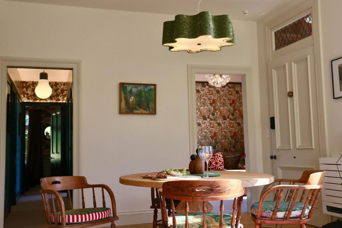 Casterton Cottage, Paradise Garden With & Pool Villa *