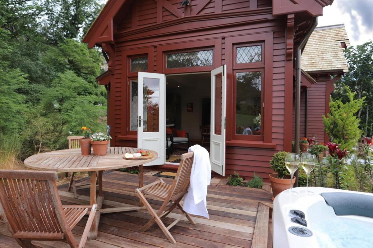 Casterton Cottage, Paradise Garden With & Pool * Christchurch