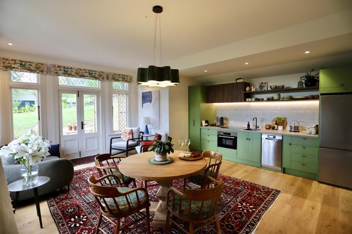 Casterton Cottage, Paradise Garden With & Pool Villa *