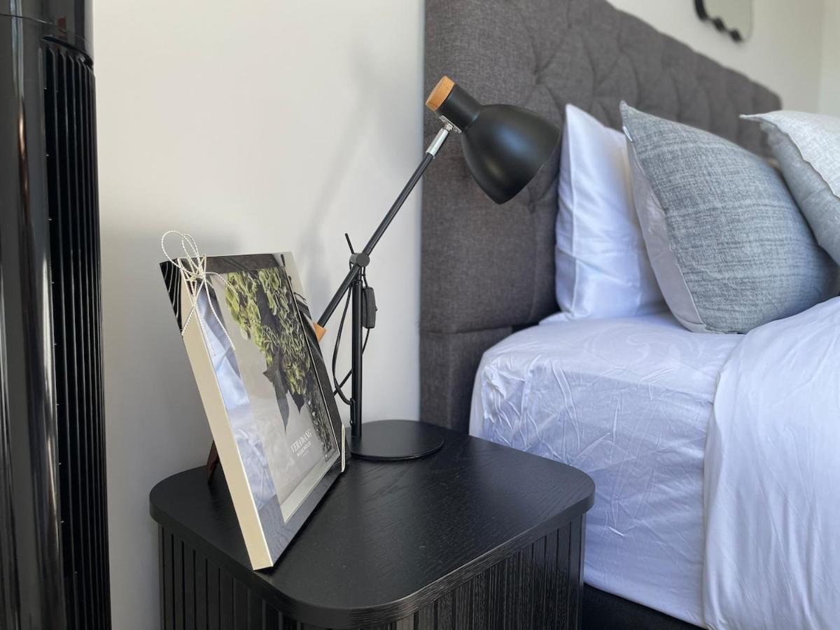 The Gilded Cross - Luxury Cbd 3 Bedrooms