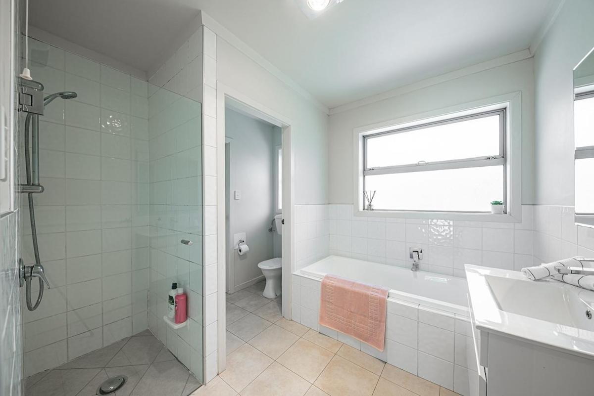 Holiday home Spacious And Tranquil 4 Bed House Near Uc *