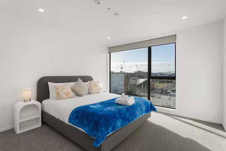 Apartment Warm Inner With A View