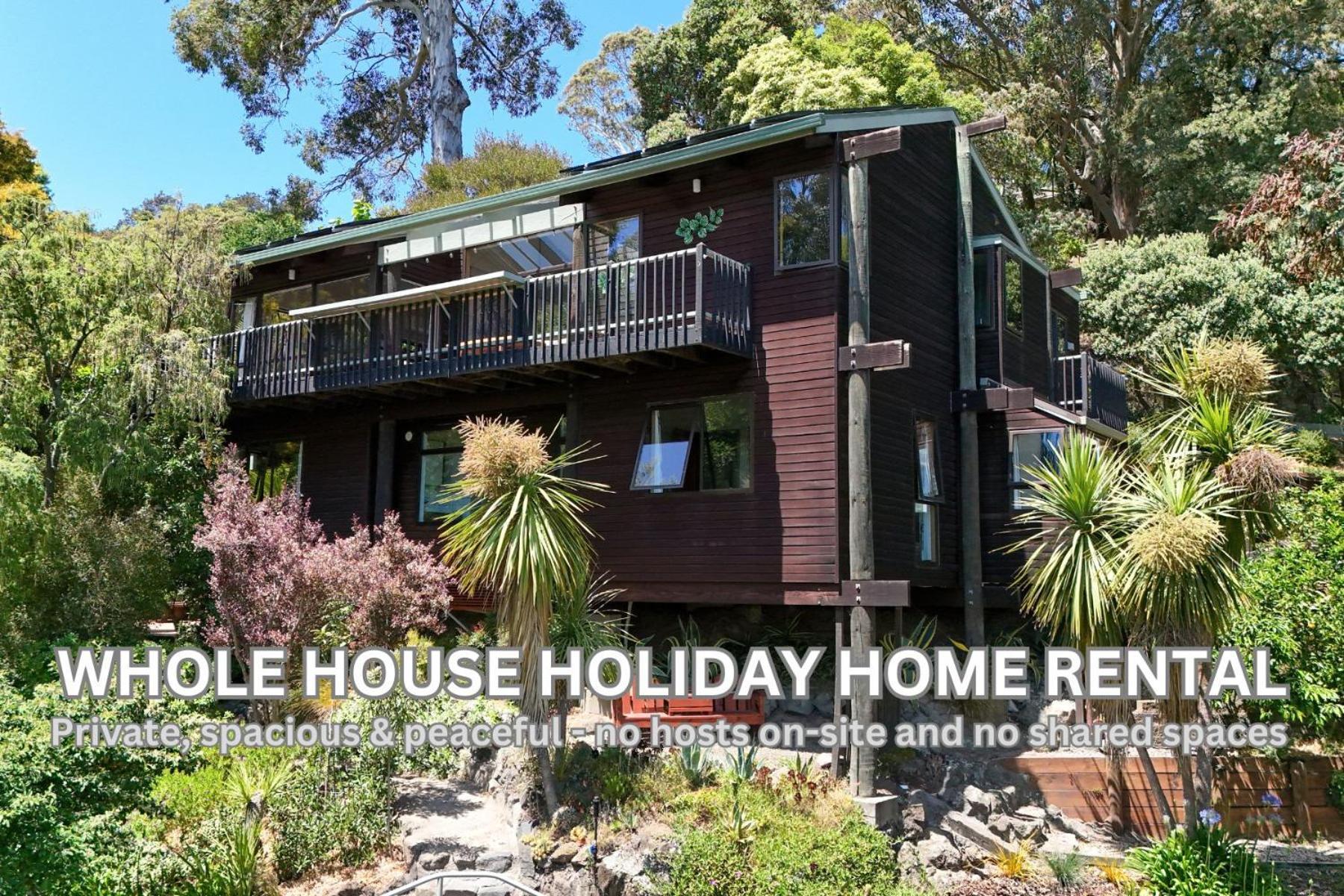 Sherwood 4-bedroom With Spectacular Views Christchurch