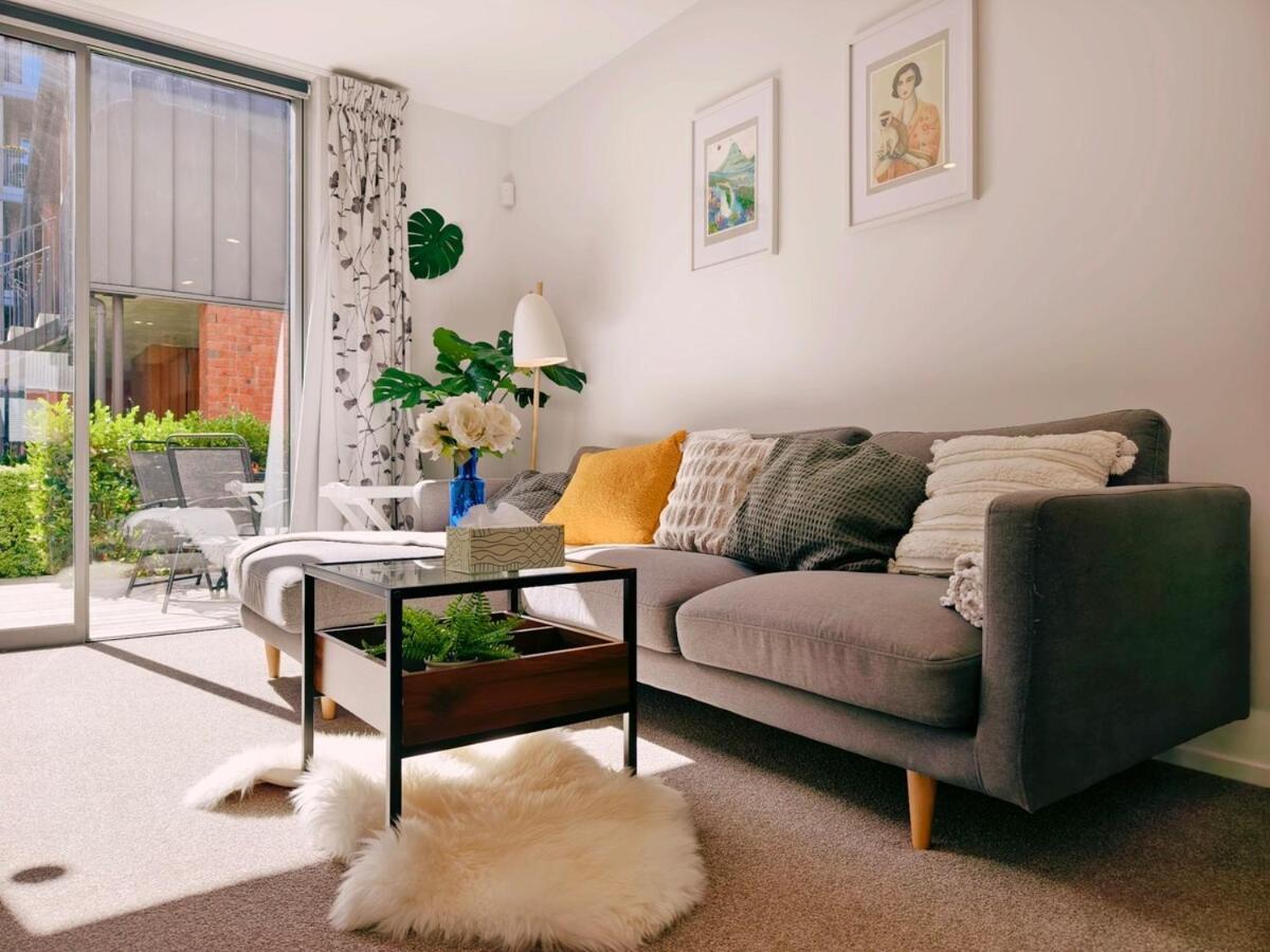 Cbd 2 Bed 2 Bath Parkside Retreat With Freeparking Apartment *