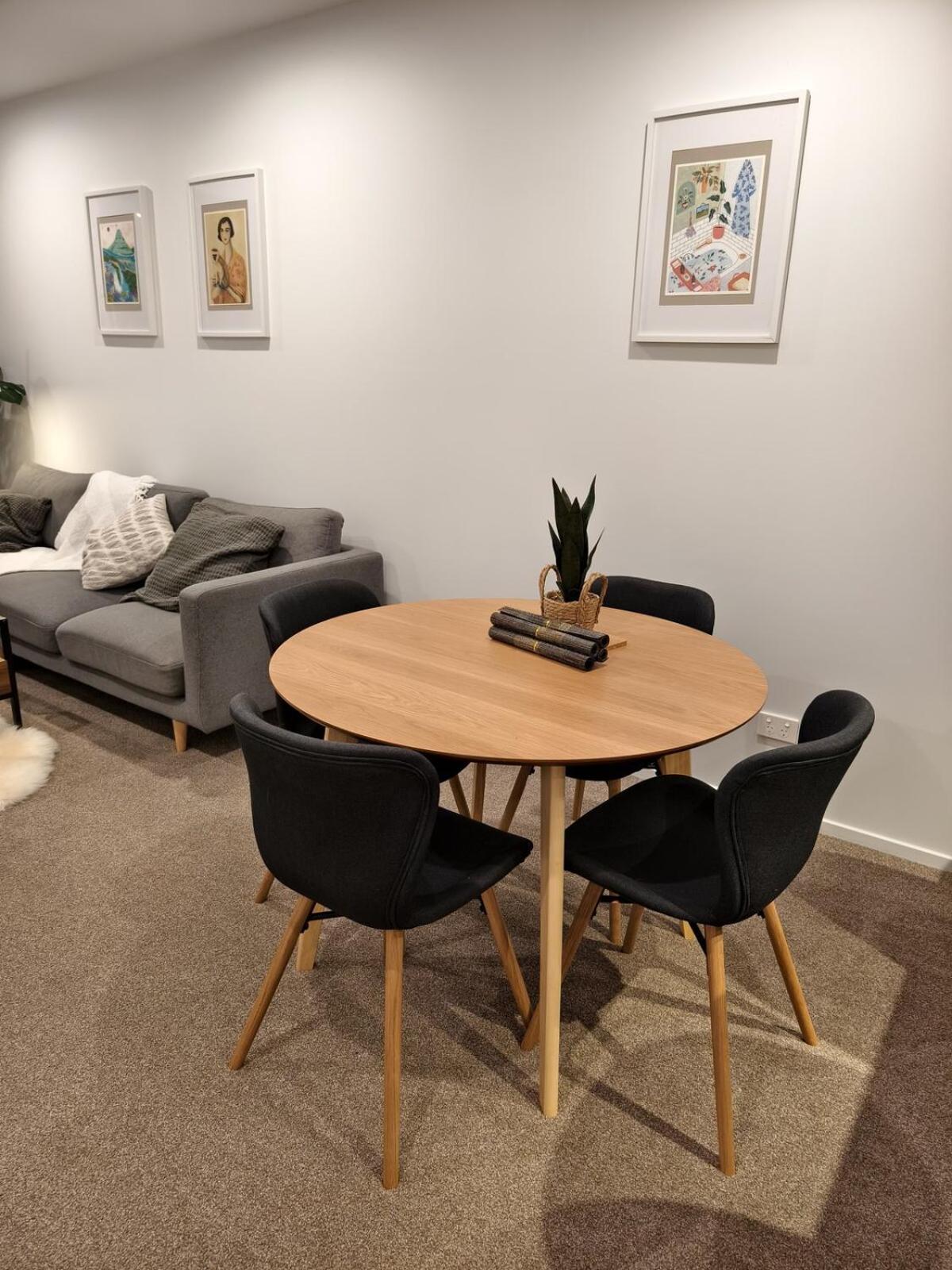 Cbd 2 Bed 2 Bath Parkside Retreat With Freeparking * Christchurch