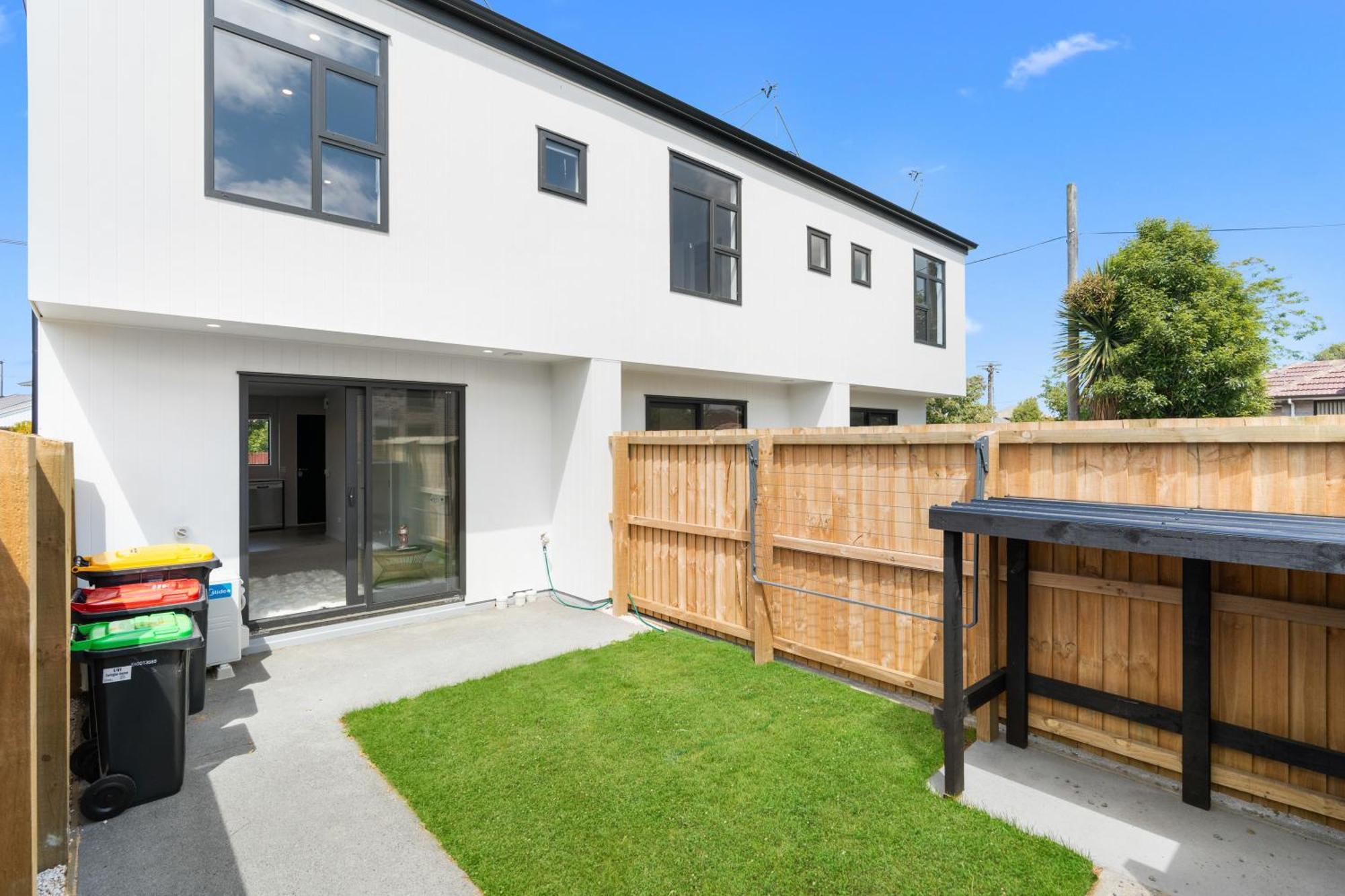 Cosy Close To Airport Holiday home *