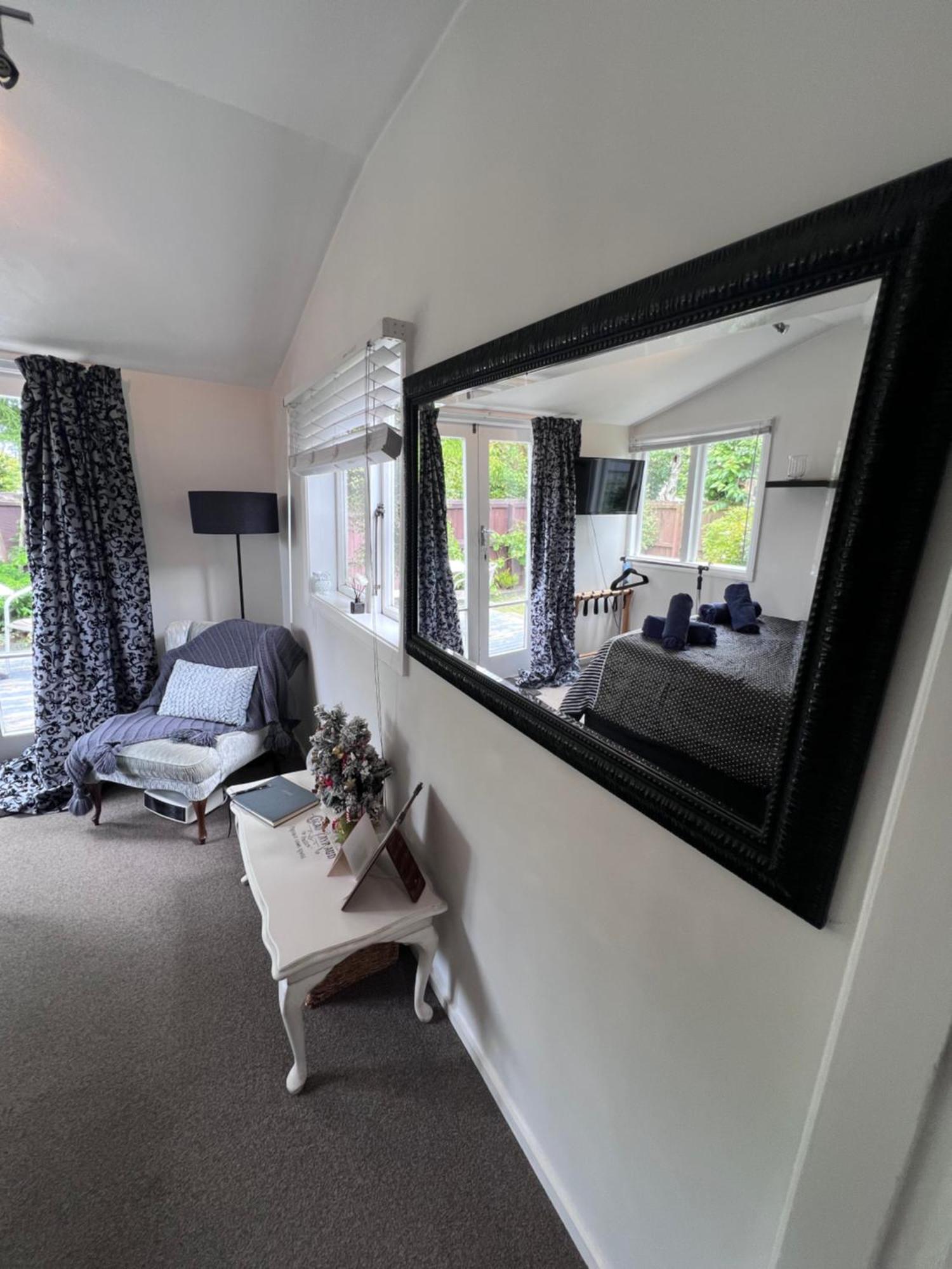 Homestay Gorgeous Villa, 7 Minutes From Airport Christchurch