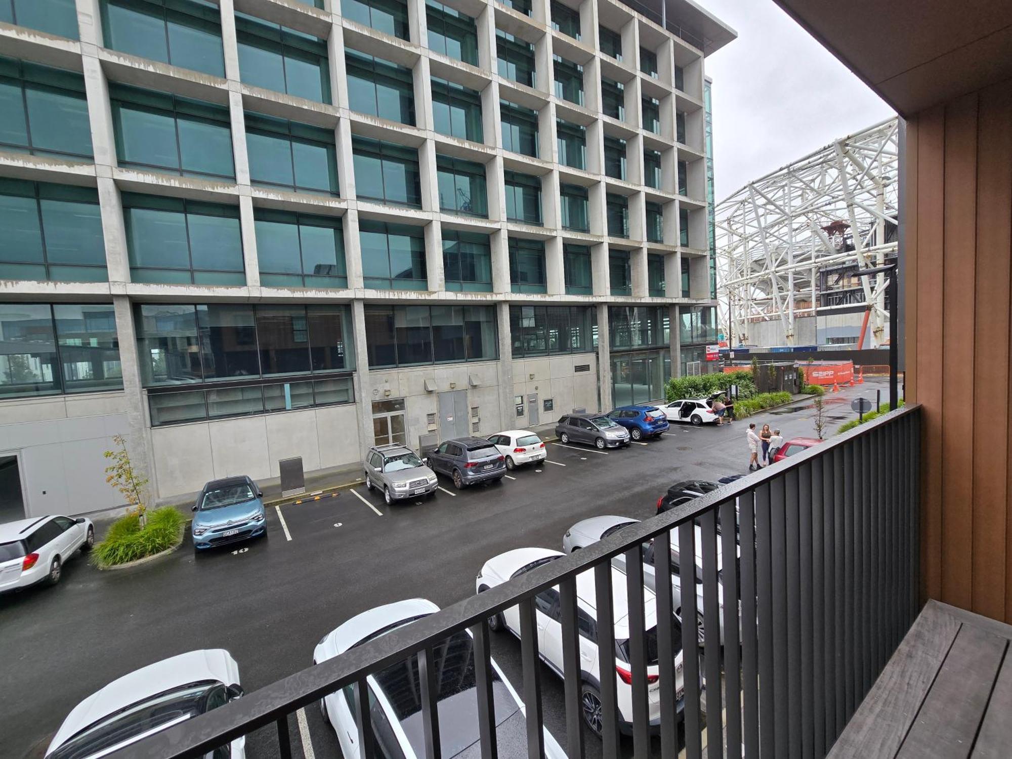 Modern In * Christchurch