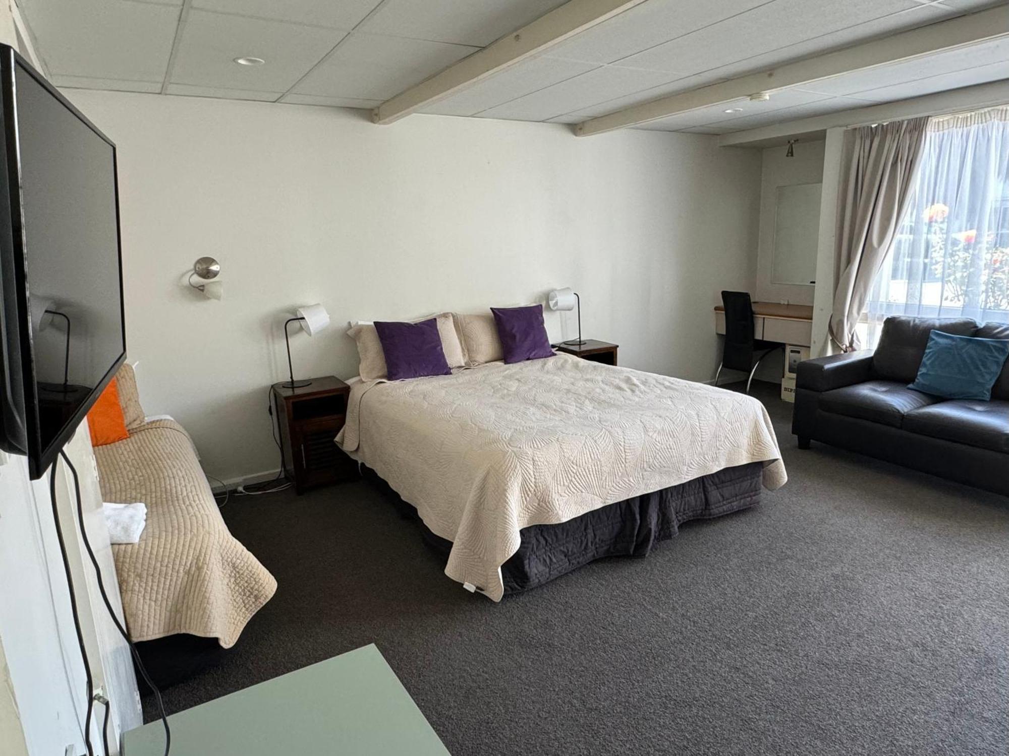 Diplomat Christchurch