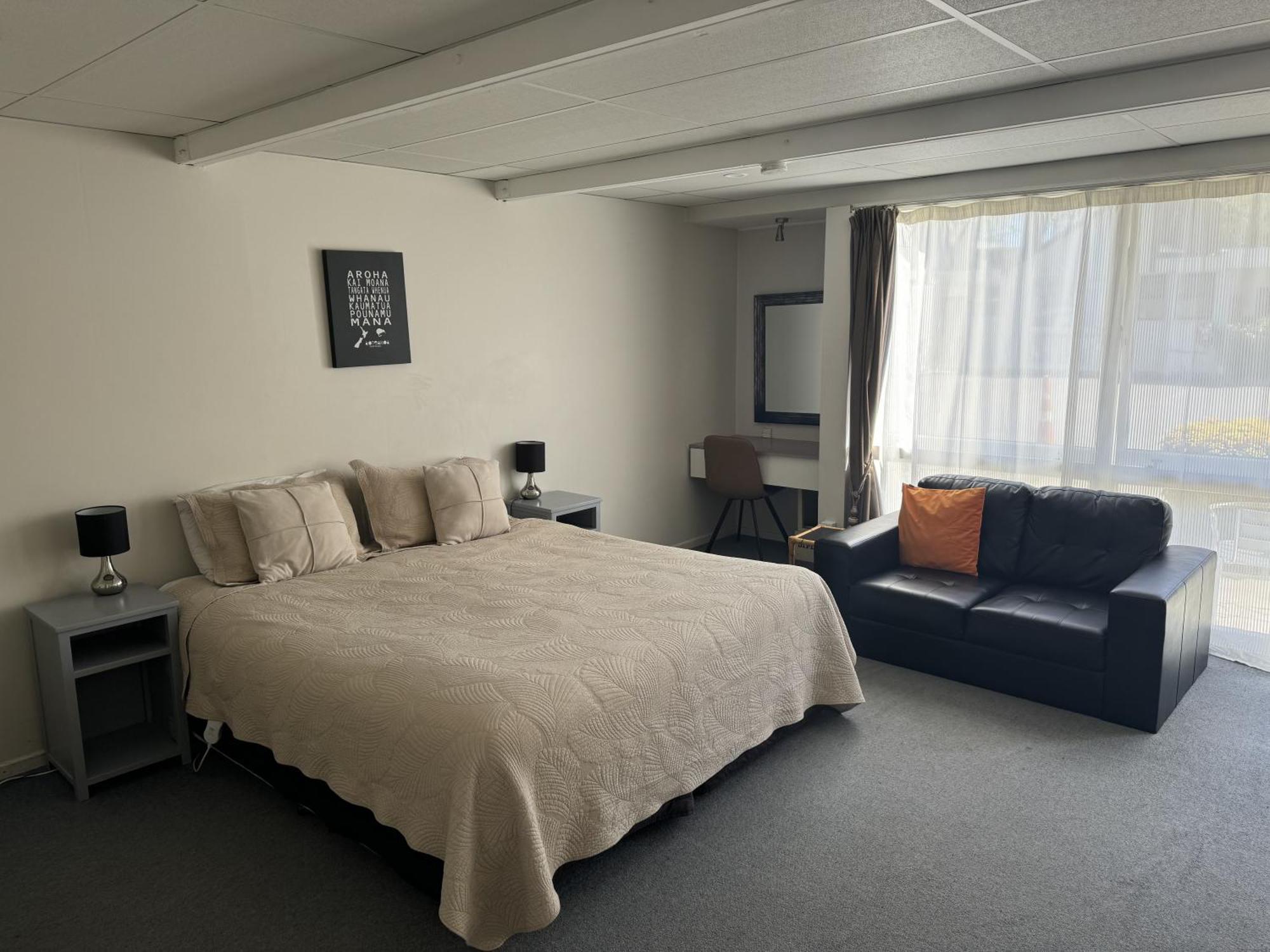 Diplomat 4*
