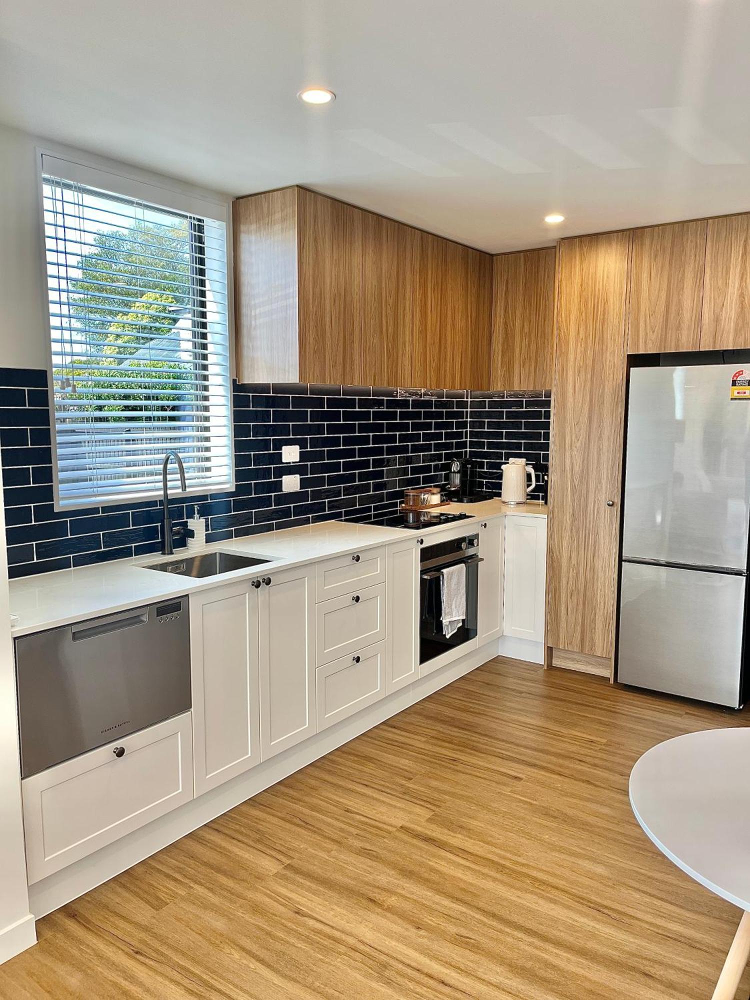 New Build Townhouse & Gated Car Park