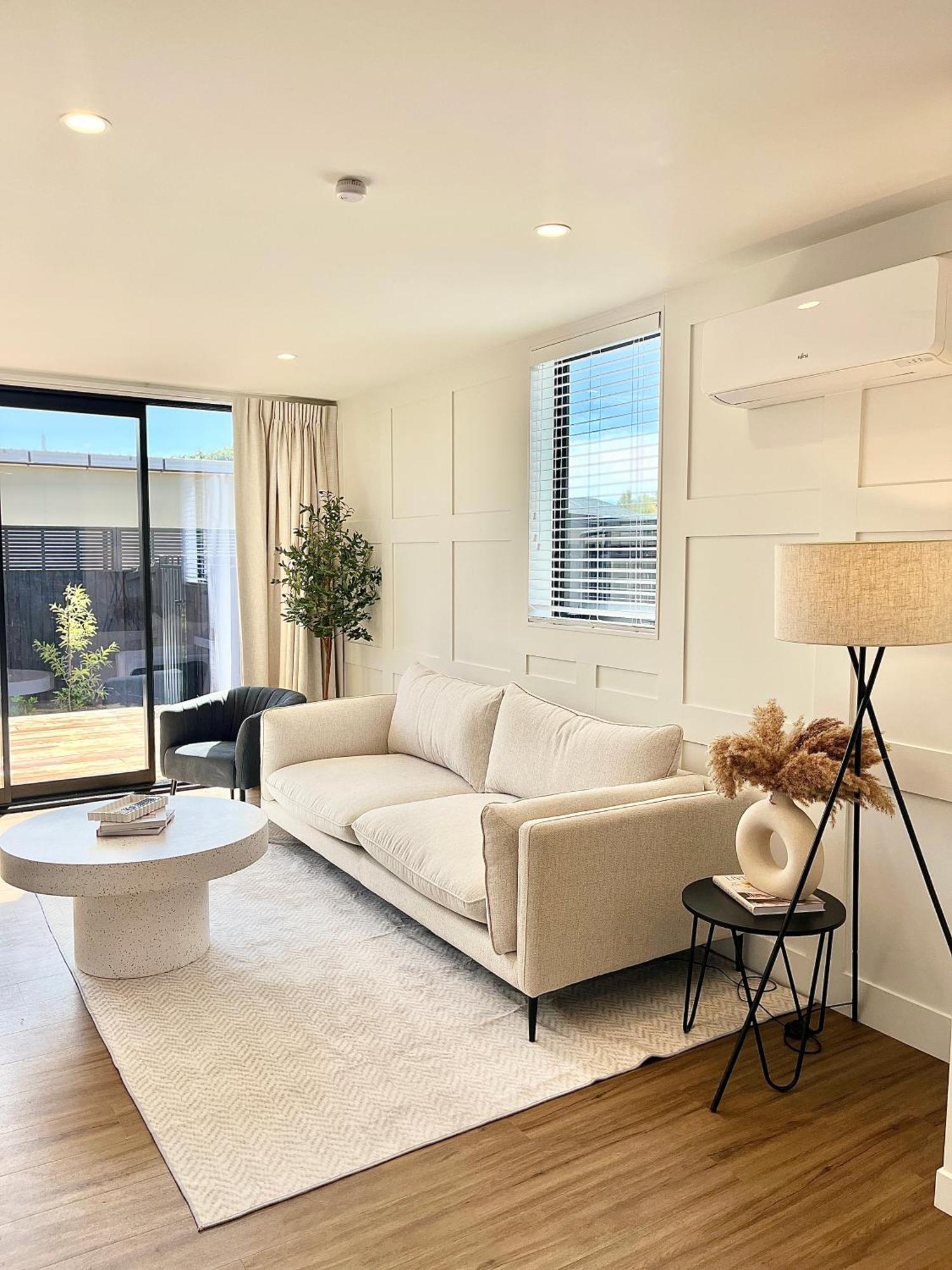 New Build Townhouse & Gated Car Park Apartment Christchurch