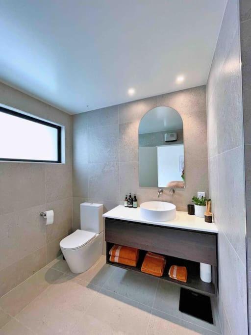 Luxury 3 Bedroom With Double Garage Holiday home