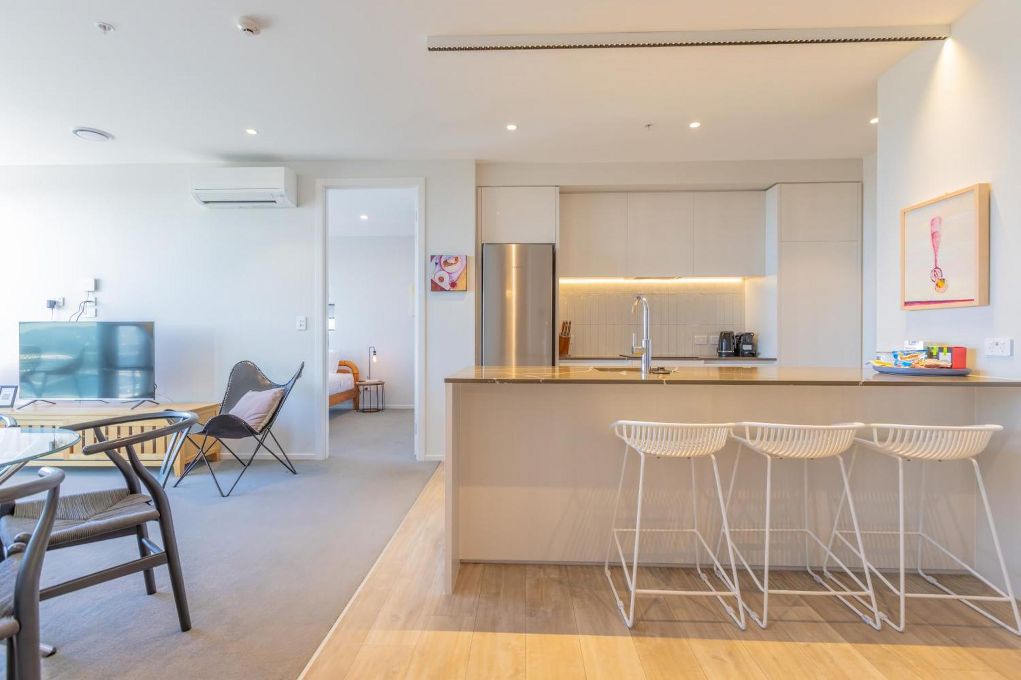 Luxury 2 Bedroom Cbd With Free Parking