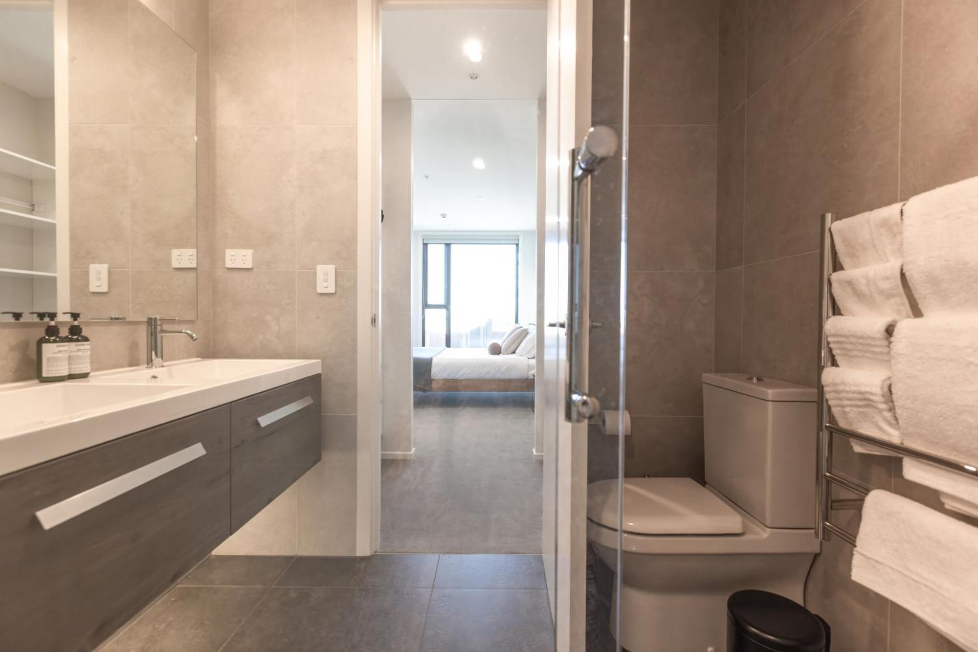 Luxury 2 Bedroom Cbd With Free Parking Christchurch