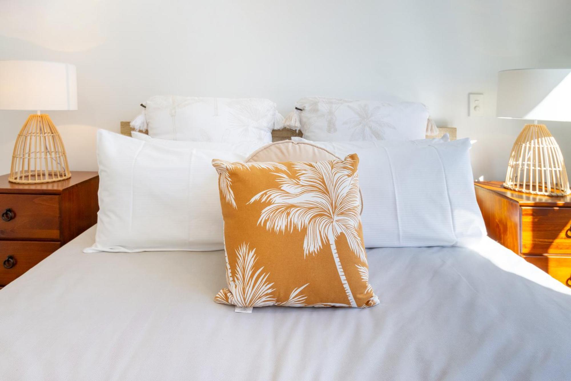 Escape On Cashel Street 2 Bed 2 Bath Christchurch