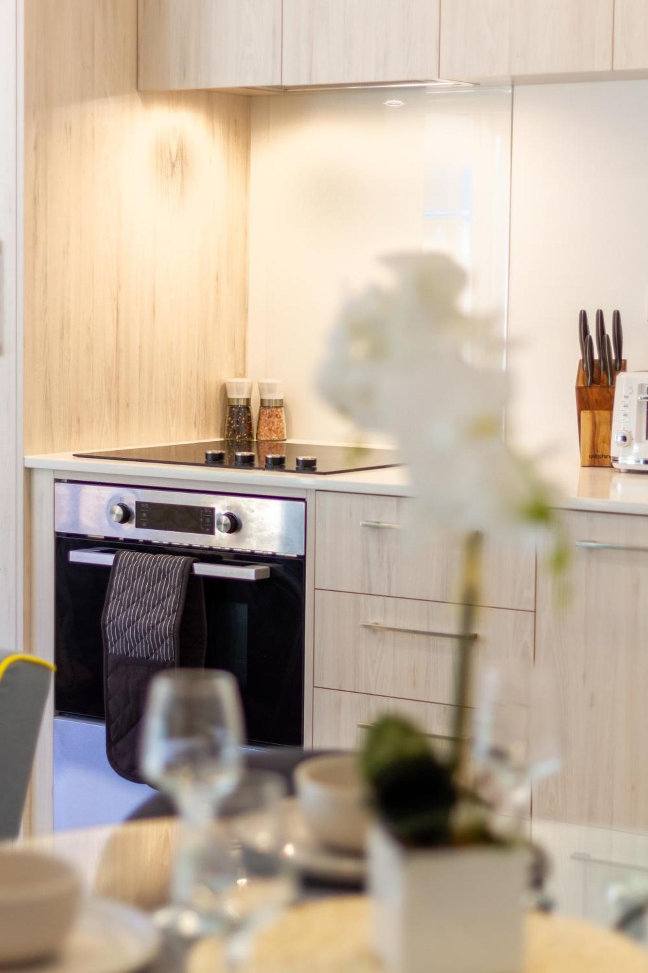 Escape On Cashel Street 2 Bed 2 Bath Apartamento