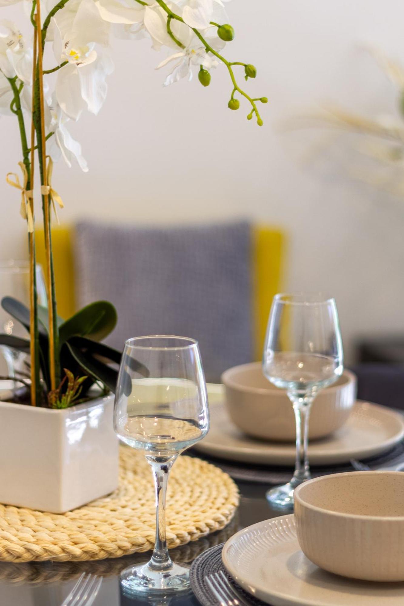 Escape On Cashel Street 2 Bed 2 Bath Apartamento *