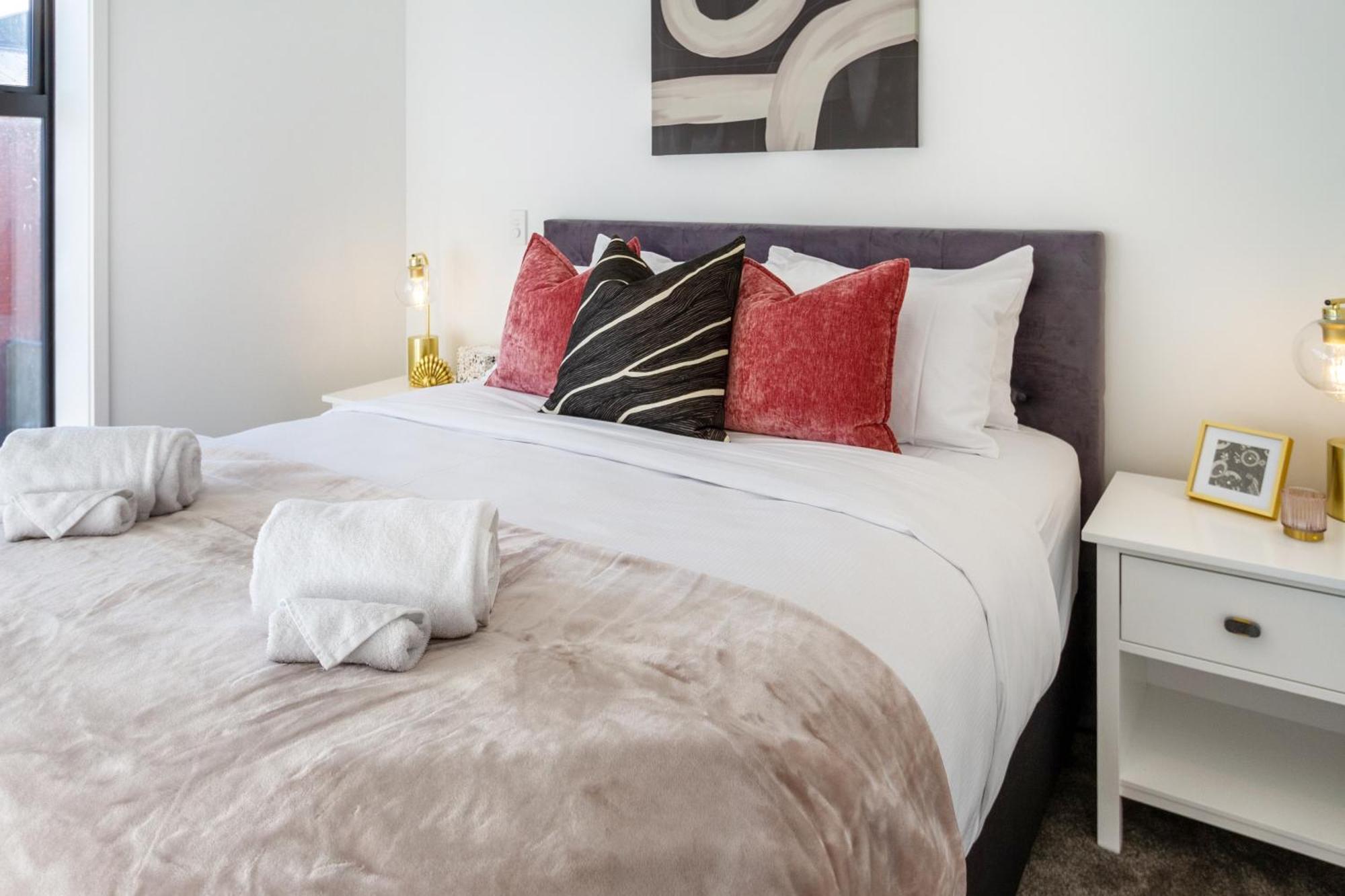 Apartment Enchanted Escape 2 Bed 2 Bath Cbd *