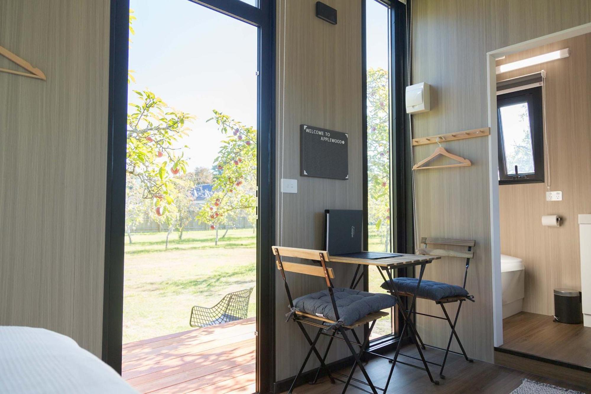 Applewood 1 By Tiny Away Holiday home Christchurch
