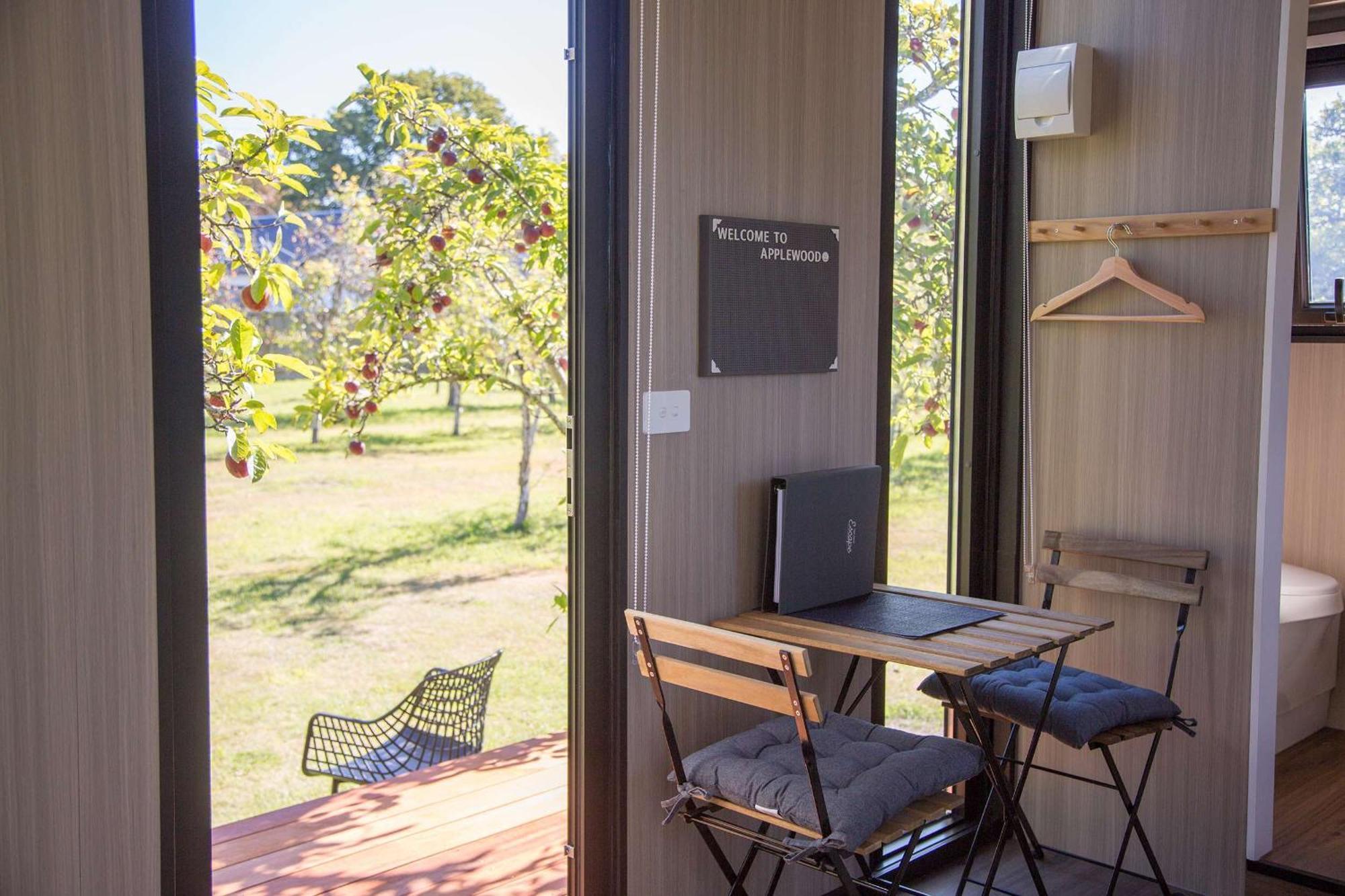 Applewood 1 By Tiny Away Holiday home Christchurch