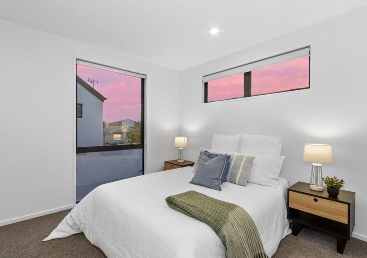 Brand New 2br With Parking In Holiday home Christchurch