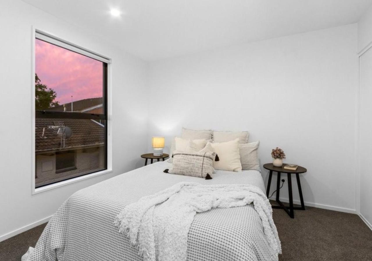 Brand New 2br With Parking In Holiday home