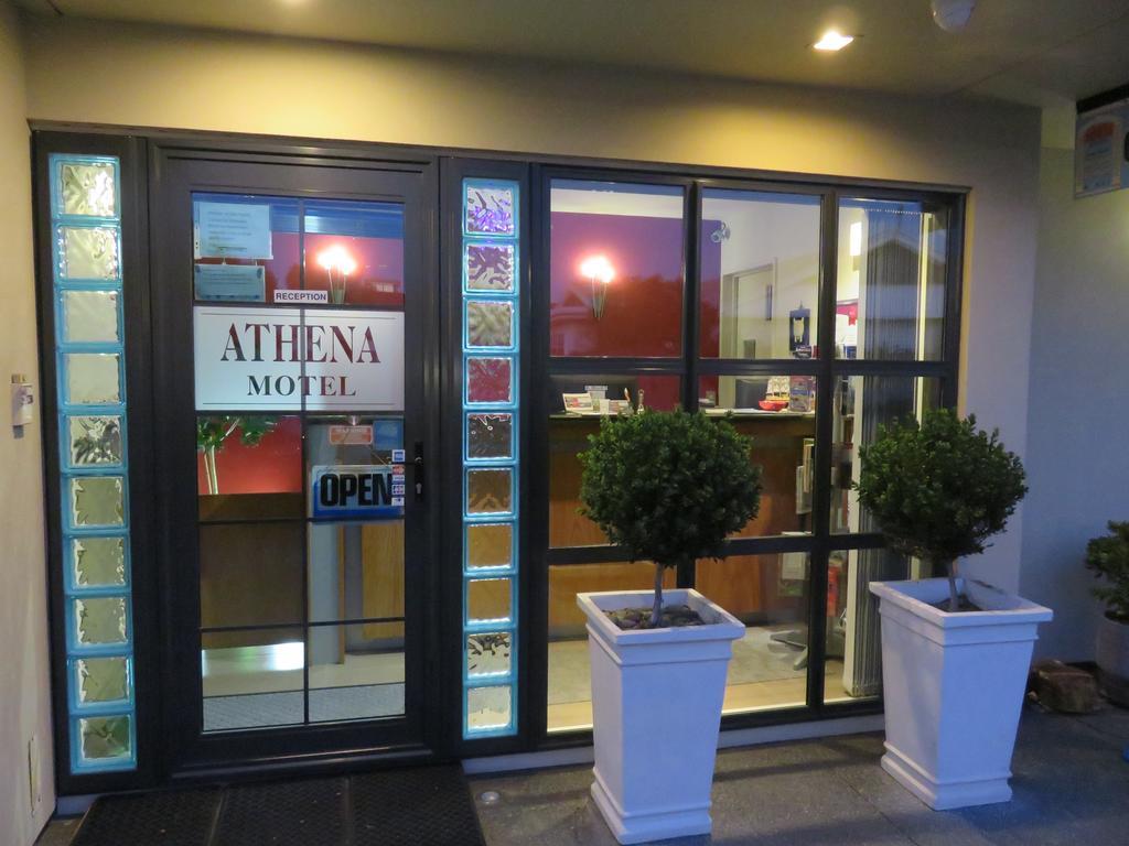 Athena Motel 4*