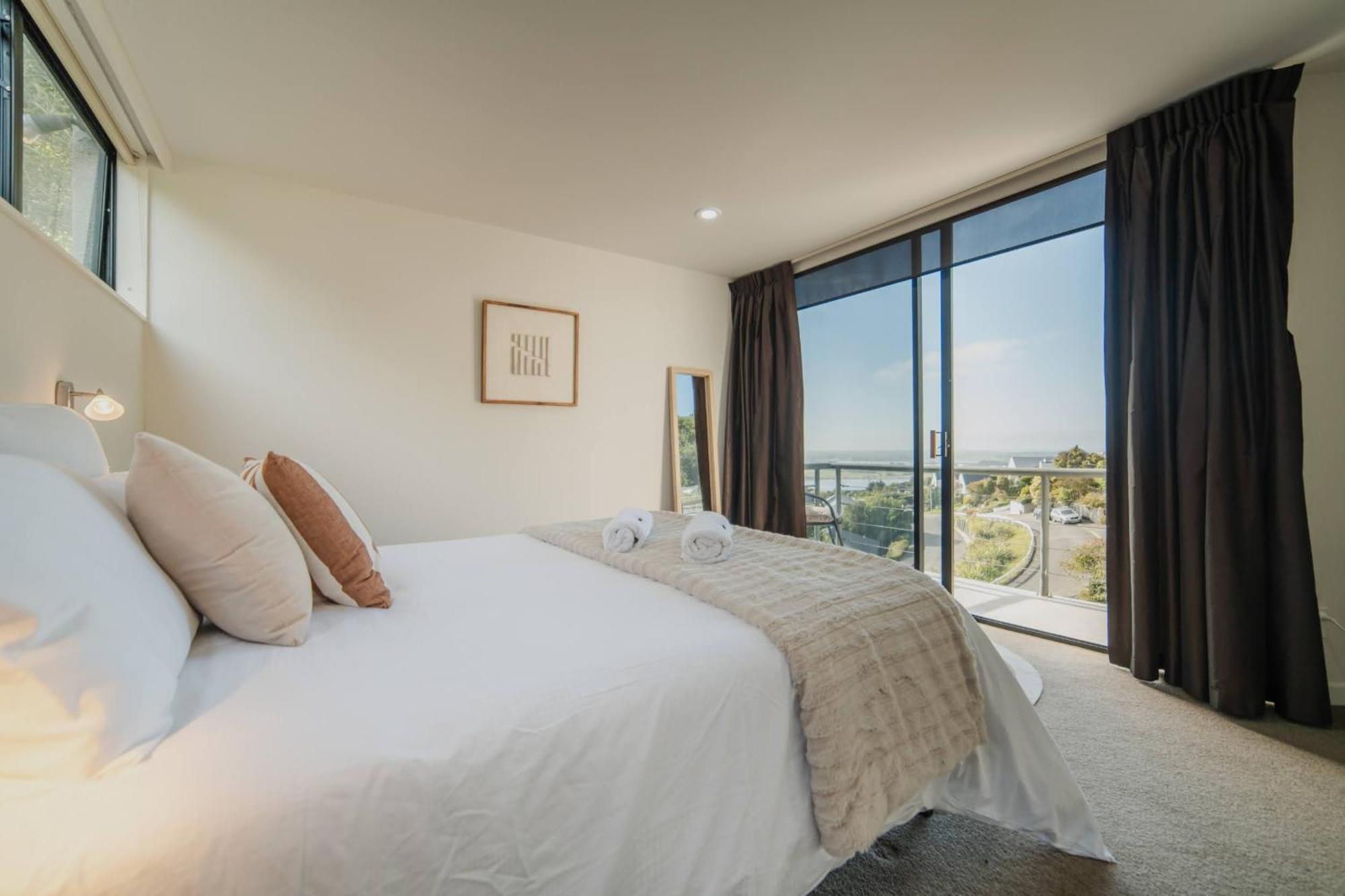 Apartment Adventure & Relaxation Cozy 3br With Games & Scenic Views *