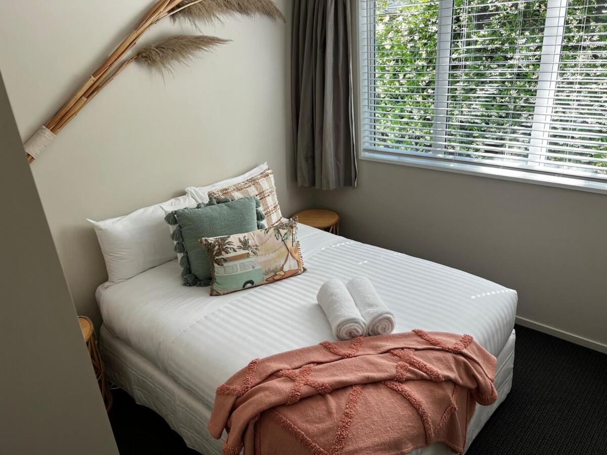 3 Bedroom In Peaceful Setting *