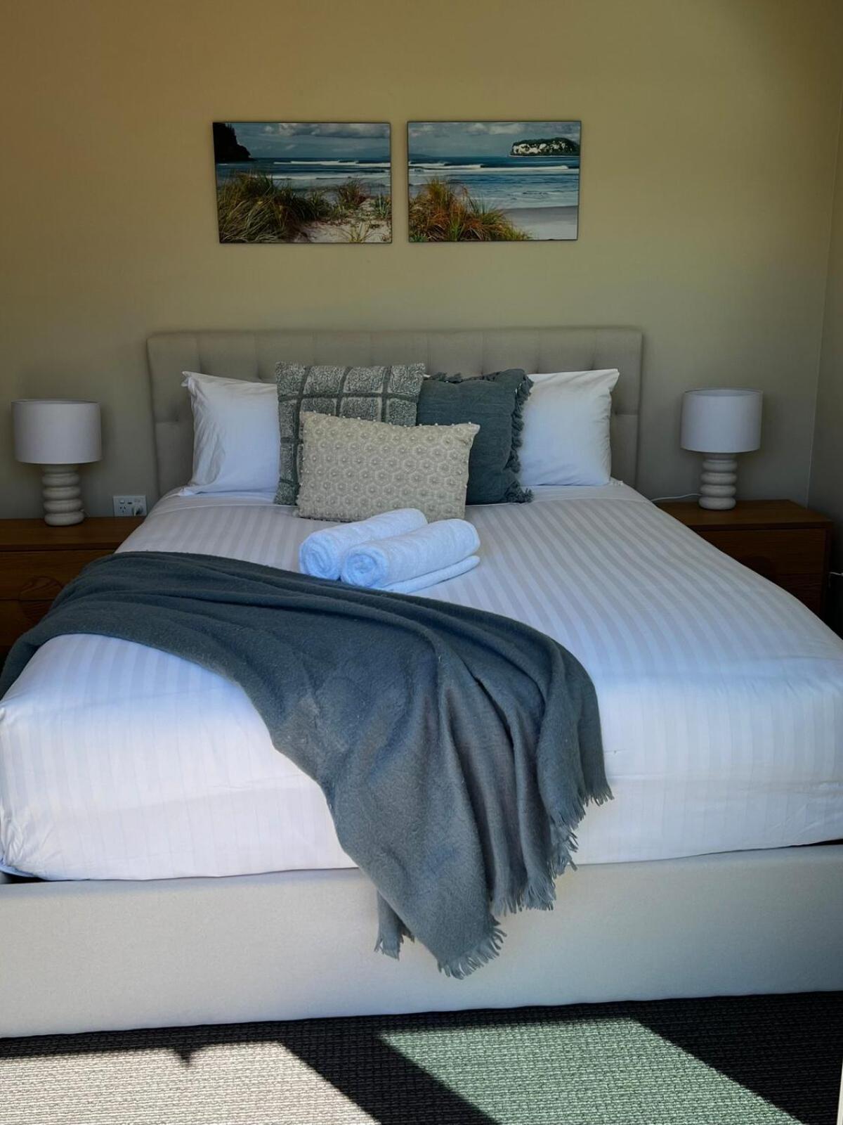 3 Bedroom In Peaceful Setting * Christchurch