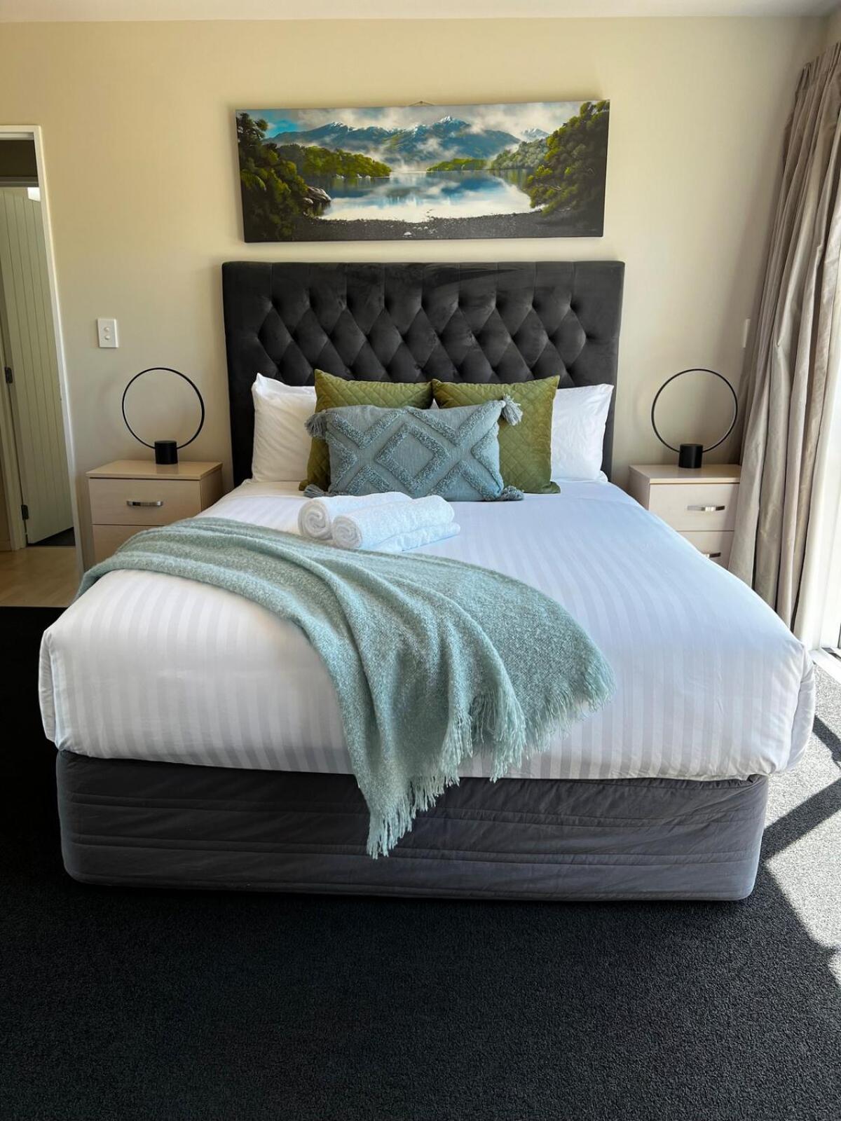 Holiday home 3 Bedroom In Peaceful Setting *