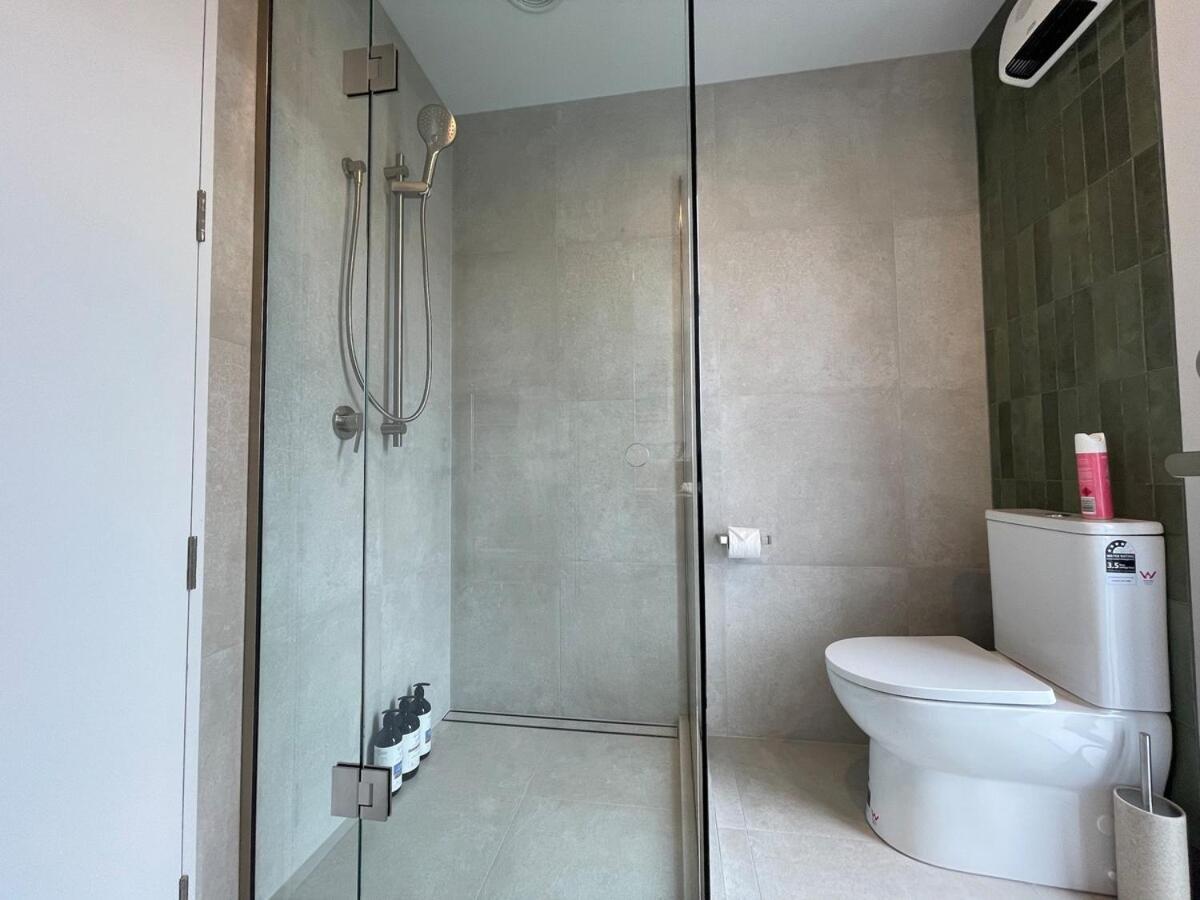 Casa de férias Luxury 2bed2bath Standalone With Parking