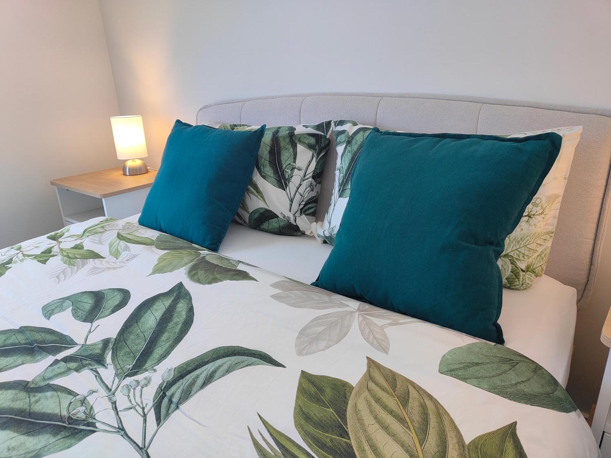 Apartment Tranquil Bamboo Oasis At *