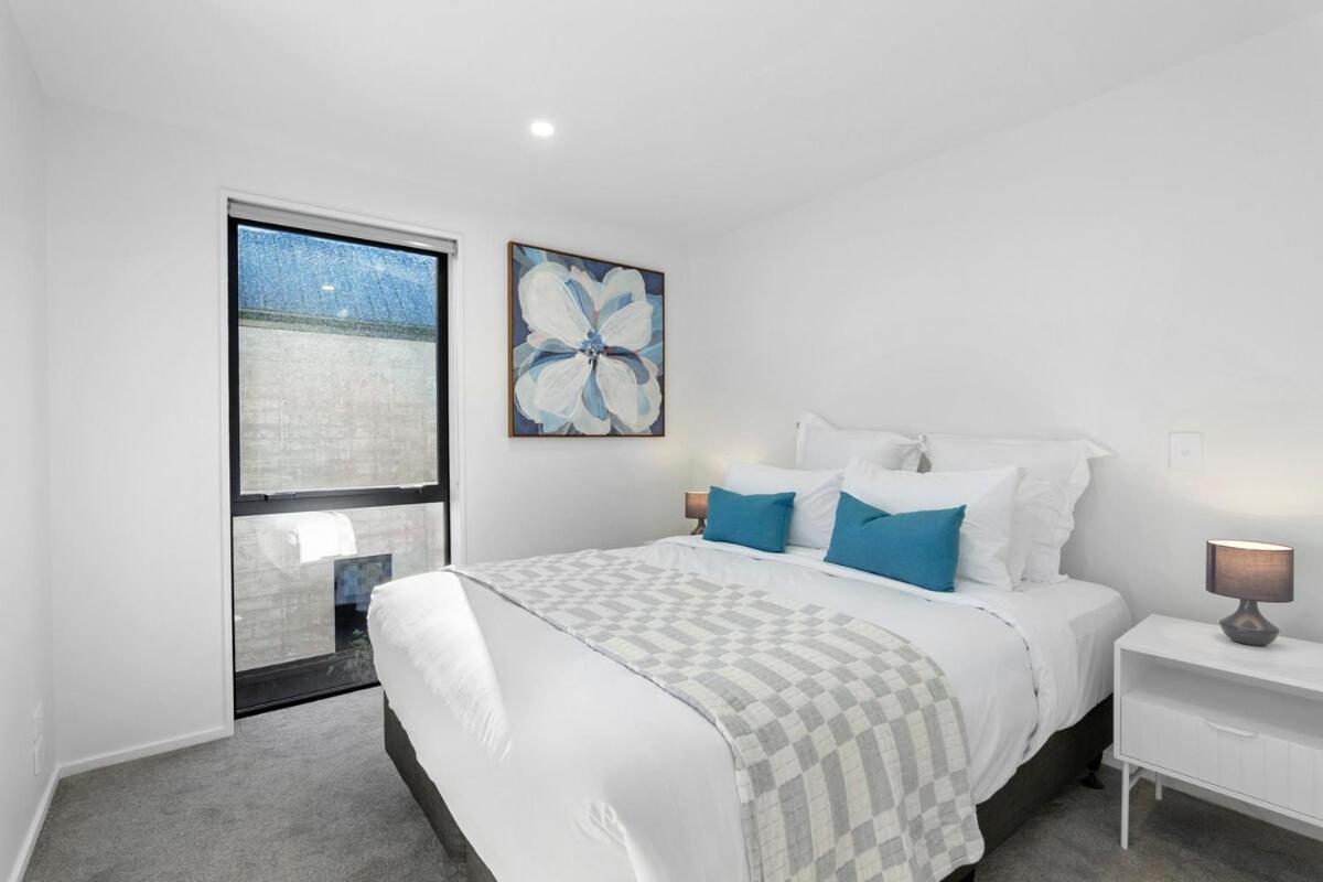Stylish Heart Of The Cbd Apartment Christchurch