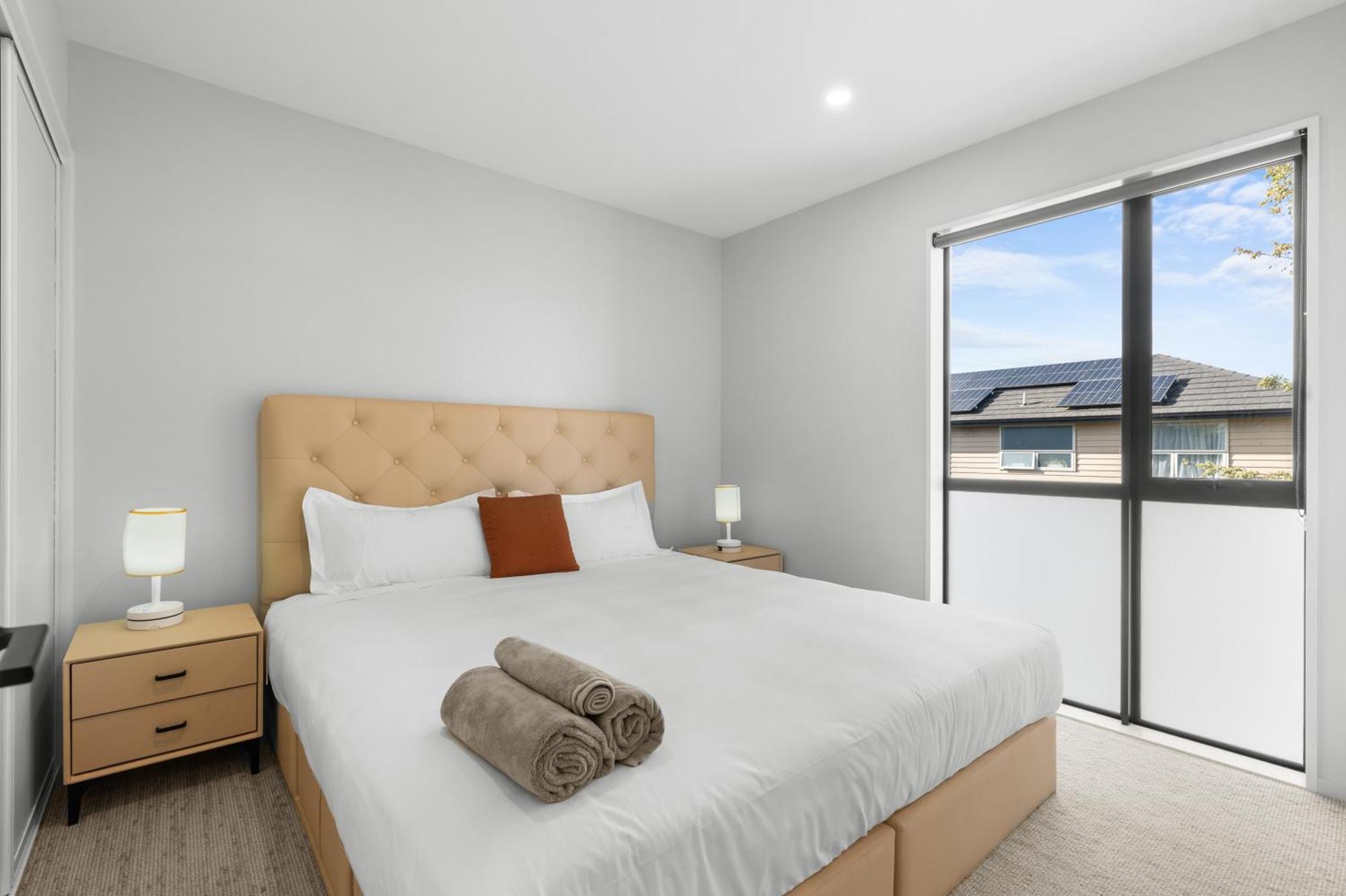 Scholarly 3br3ba Near Uc * Christchurch