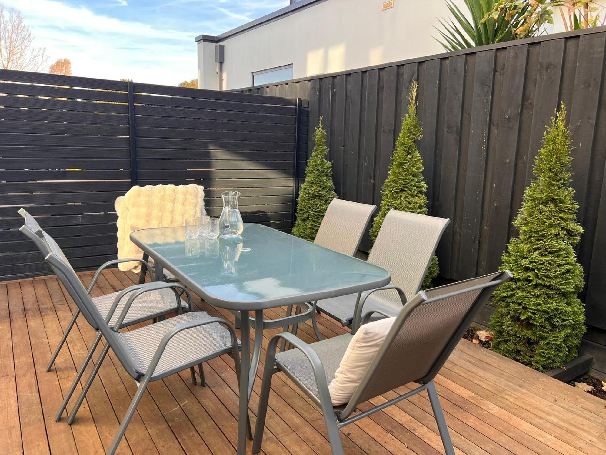 Townhouse - 2br Comfort, Private & Parking Holiday home