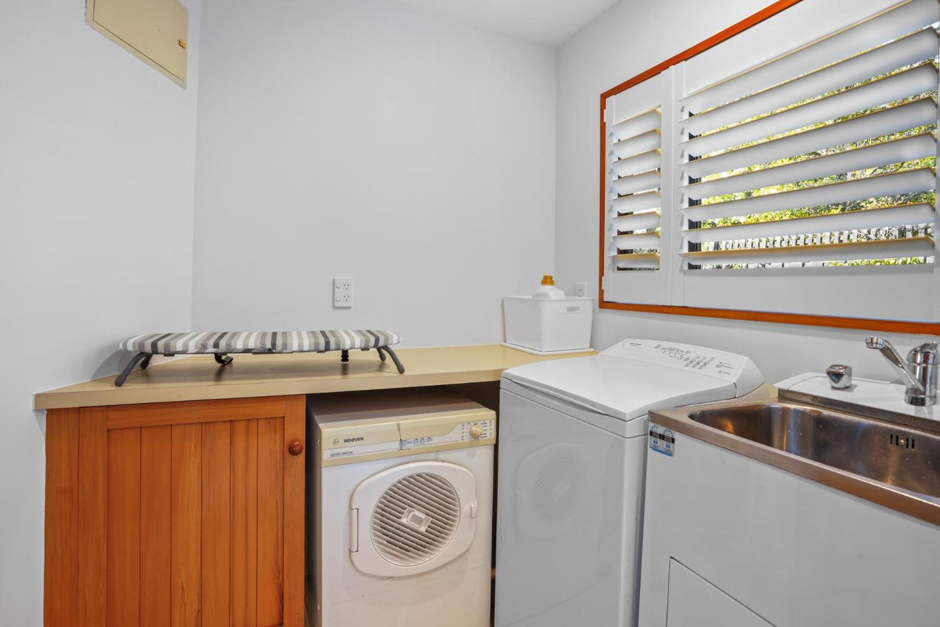 Stylish Fendalton Townhouse - Prime Location Holiday home *
