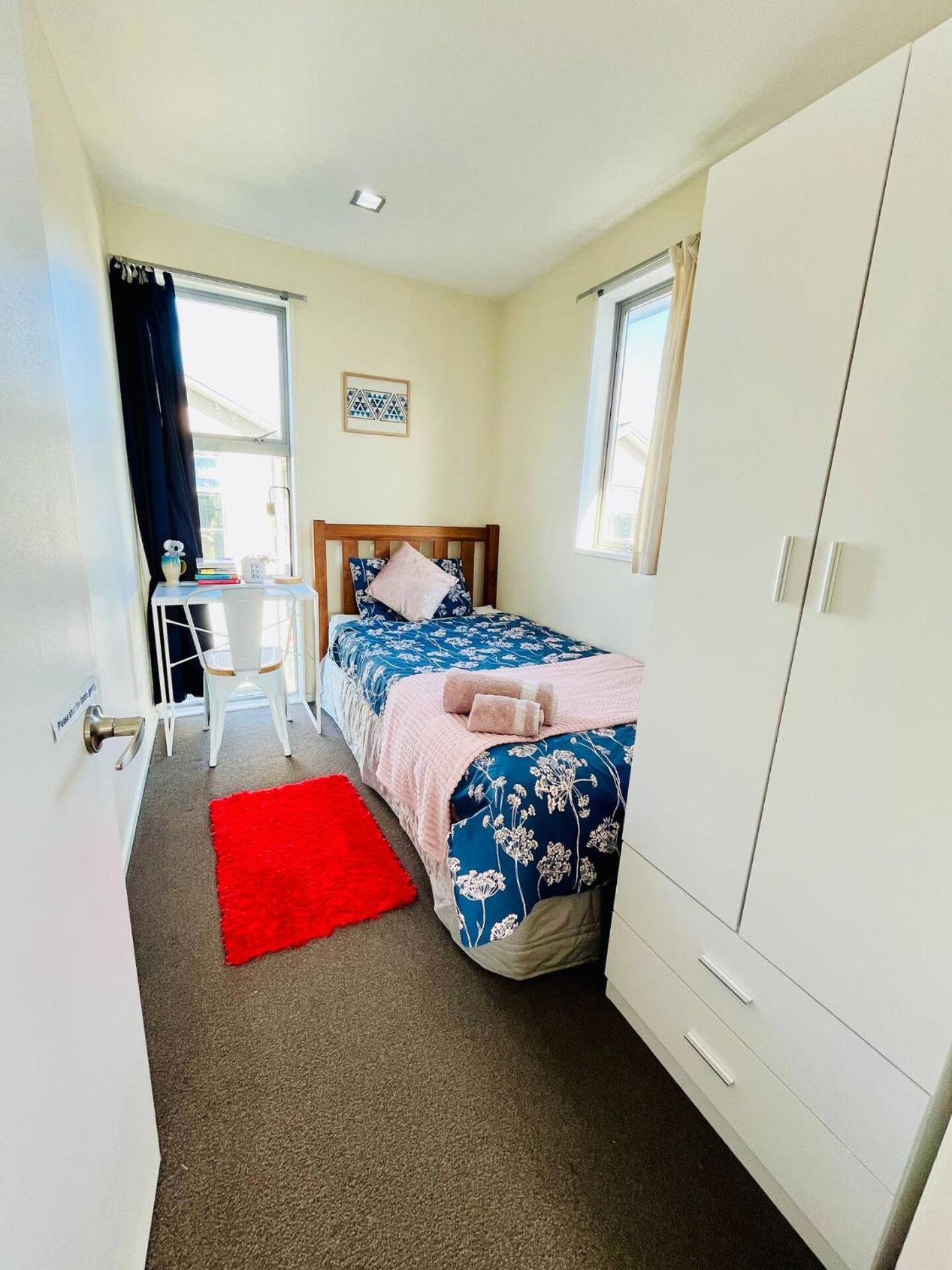 Fringe Private - Your Urban Escape! Homestay Christchurch
