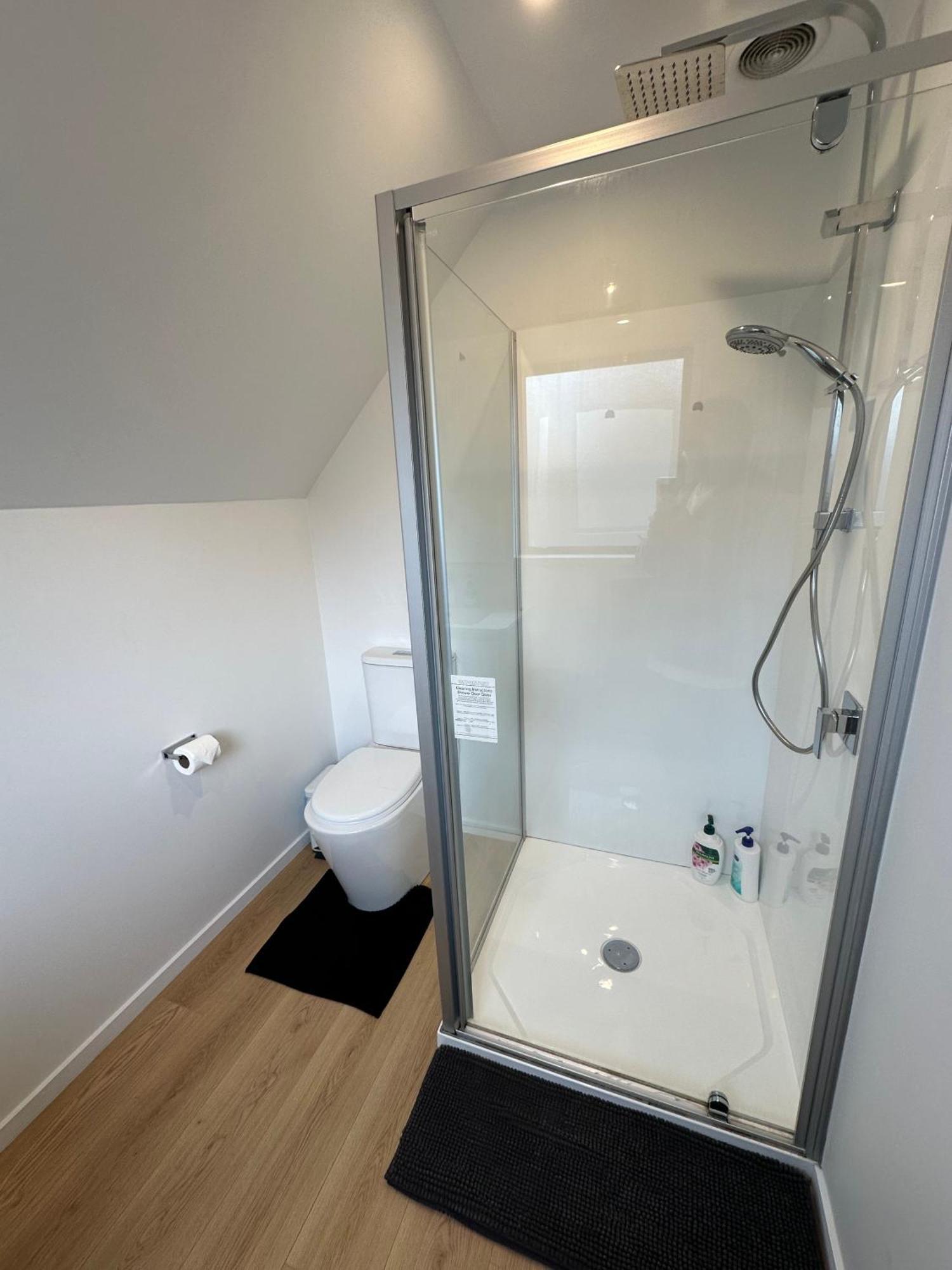 Airport Retreat 4Br 8 Guests Christchurch