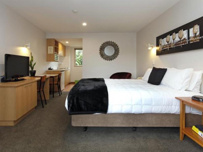 306 4* Christchurch