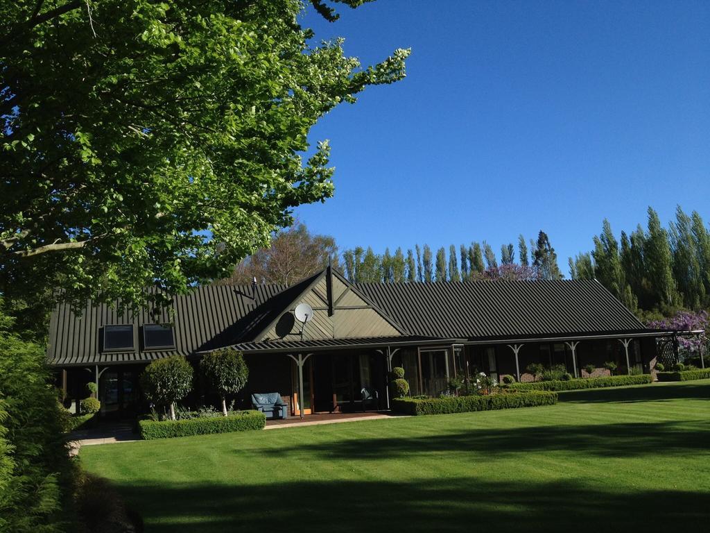 Guest house Rhododendron Garden Christchurch
