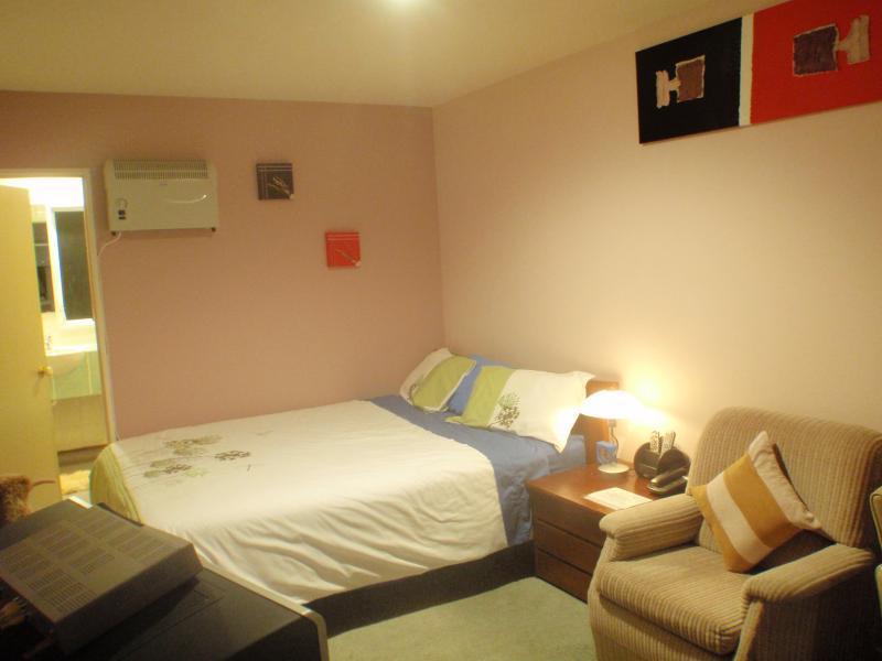 Purple-der House Guest house 3*