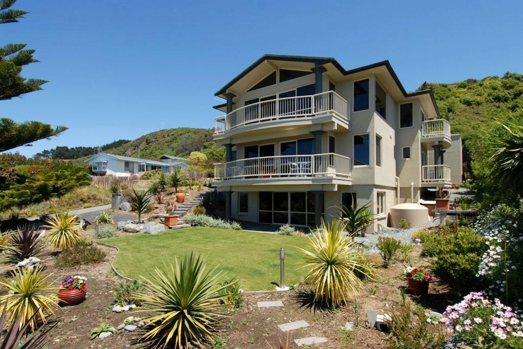 Gore Bay Lodge Christchurch
